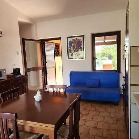 Semesterbostad Sunrise 35 *